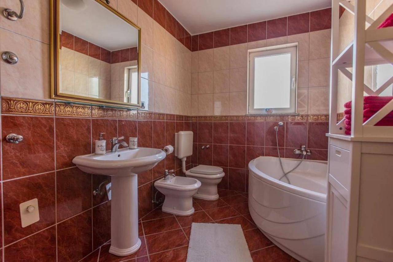 Guest House Casa Mia - Rooms & Apartments Rovinj Exterior foto